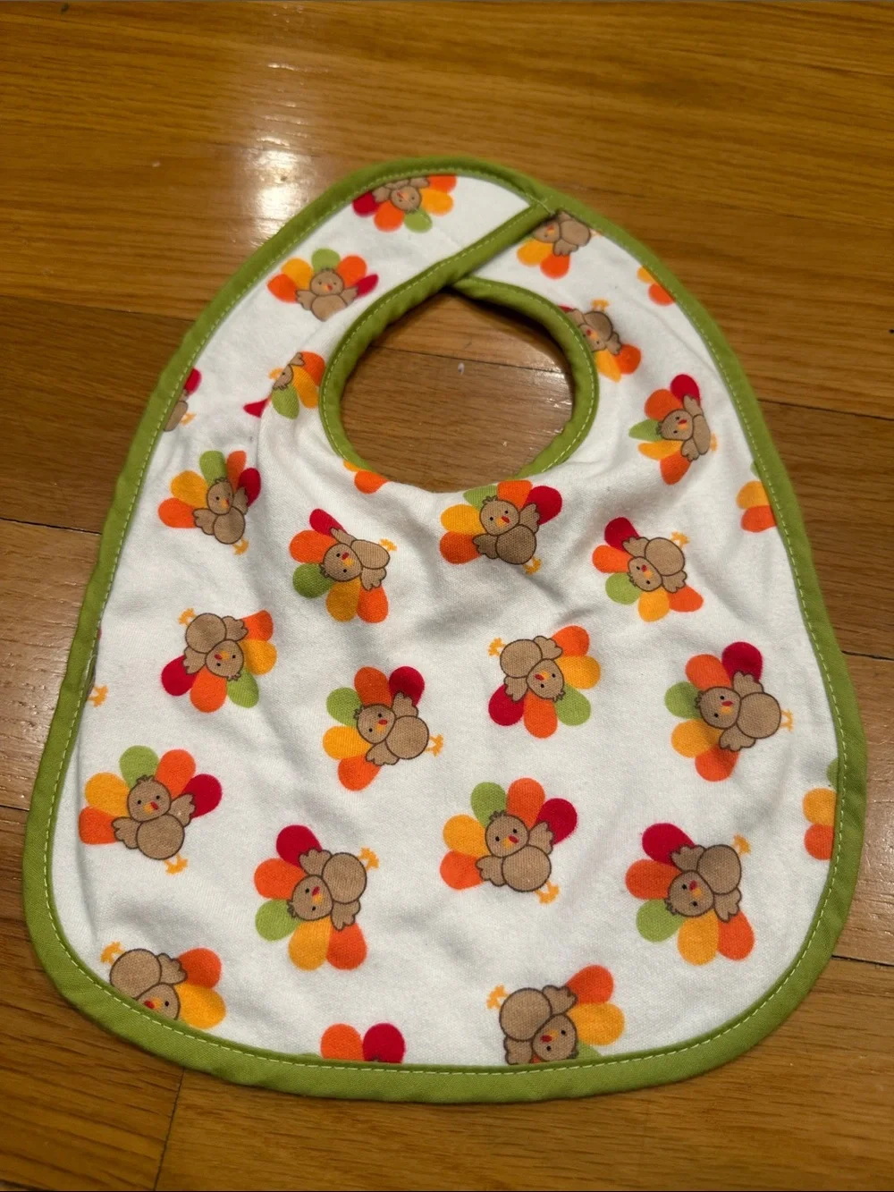 Baby Essentials 3 Thanksgiving bibs .